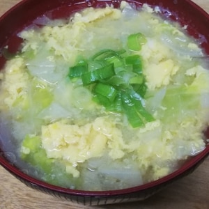 キャベツ,玉葱,薄揚げの卵とじお味噌汁